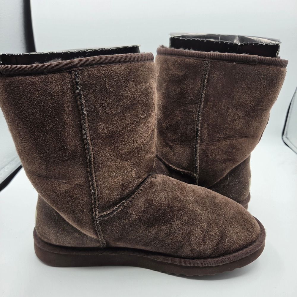 UGG Australia Classic Short 5825 Chocolate Brown Suede Sheepskin Boots Womens 8 - Picture 4 of 10